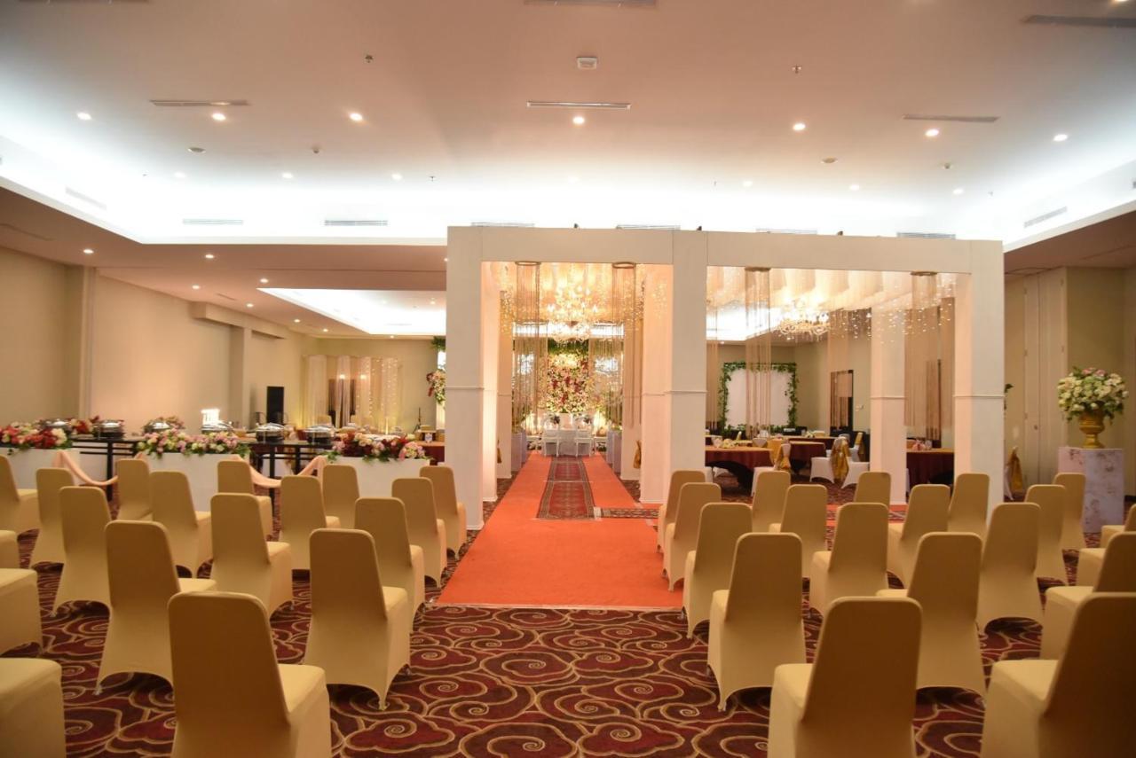 D'Primahotel Kualanamu Airport Medan Hotel Medan